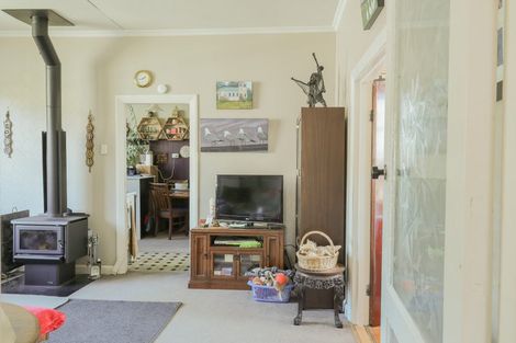 Photo of property in 18 Thompson Street, Greymouth, 7805