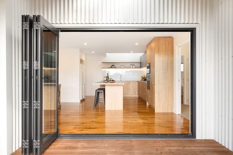Photo of property in 12 Sunnyvale Road, Waitakere, Auckland, 0614