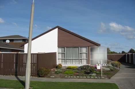 Photo of property in 5 Camrose Place, Ilam, Christchurch, 8041
