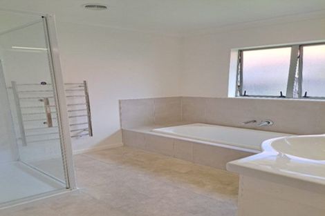 Photo of property in 6 Longford Park Drive, Takanini, 2112