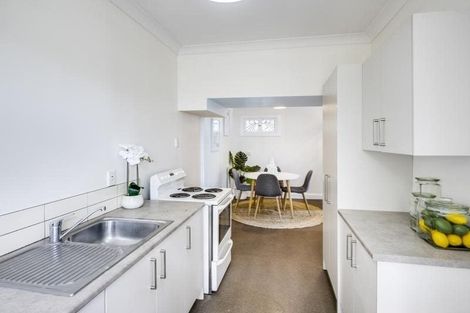 Photo of property in 205 Lascelles Street, Saint Leonards, Hastings, 4120