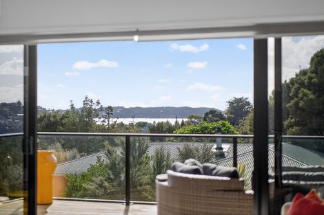 Photo of property in 33 Hihitahi Rise, Paihia, 0200