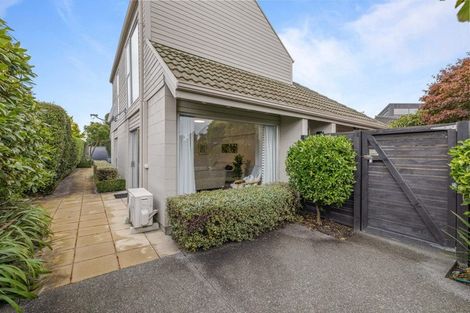 Photo of property in 15a Saint Winifreds Place, Bryndwr, Christchurch, 8052