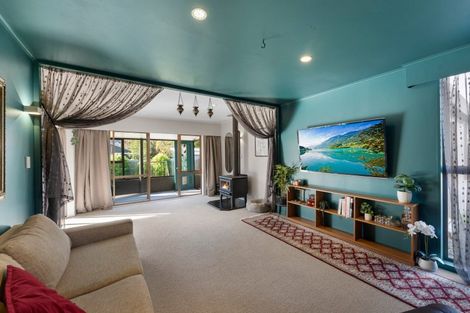 Photo of property in 7 Waikare Road, Raumati Beach, Paraparaumu, 5032