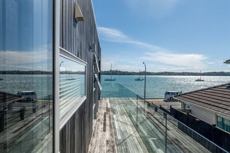 Photo of property in 8a The Parade, Bucklands Beach, Auckland, 2012