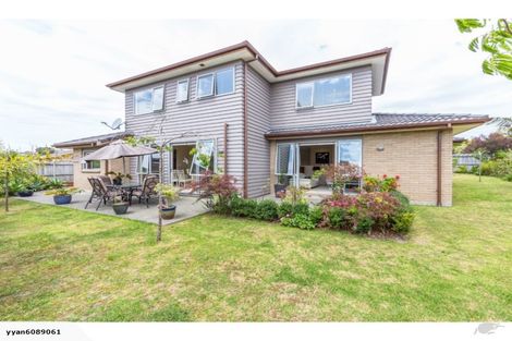 Photo of property in 15 Saltwood Street, Red Beach, 0932