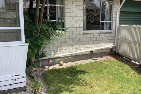 Photo of property in 72 Waratah Street, Avondale, Christchurch, 8061