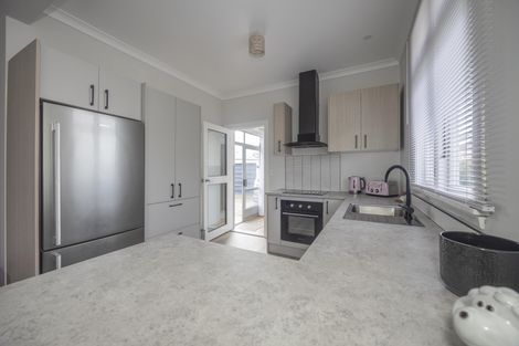Photo of property in 16 Teviot Street, Oamaru North, Oamaru, 9400