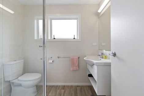 Photo of property in 186u4 Cambridge Road, Hillcrest, Hamilton, 3216