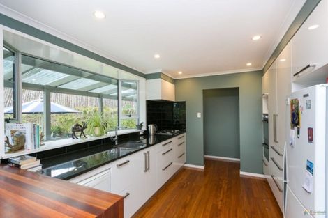 Photo of property in 5a Oawai Place, Marfell, New Plymouth, 4310