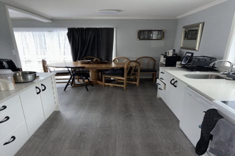 Photo of property in 11 Frederick Street, Paraparaumu Beach, Paraparaumu, 5032