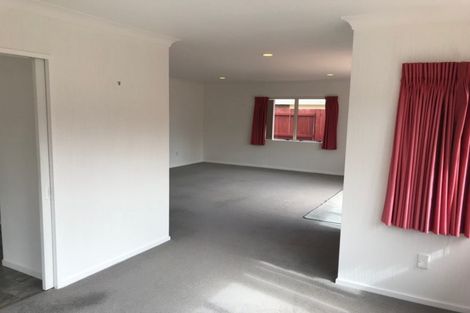 Photo of property in 130 Russley Drive, Mount Maunganui, 3116