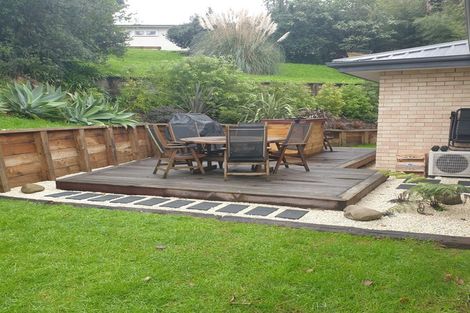 Photo of property in 1b Trosk Place, Waiuku, 2123