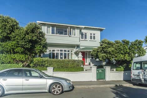 Photo of property in 19 Overtoun Terrace, Hataitai, Wellington, 6021
