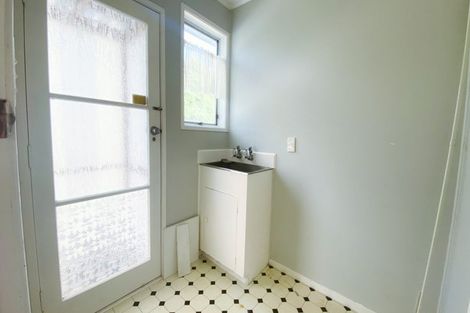 Photo of property in 4 Tree View Avenue, Glenfield, Auckland, 0629