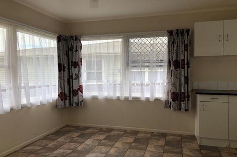 Photo of property in 58 Friedlanders Road, Manurewa, Auckland, 2102