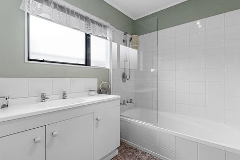 Photo of property in 57 Ridgeway Drive, Te Kamo, Whangarei, 0112