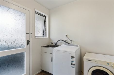 Photo of property in 64 Crofton Road, Harewood, Christchurch, 8051