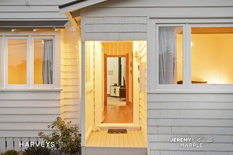 Photo of property in 10 Woodglen Road, Glen Eden, Auckland, 0602