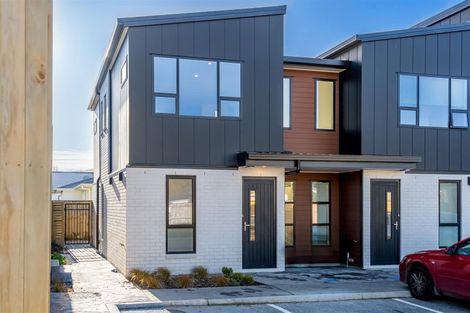 Photo of property in 5/27 Main Road, Wainuiomata, Lower Hutt, 5014