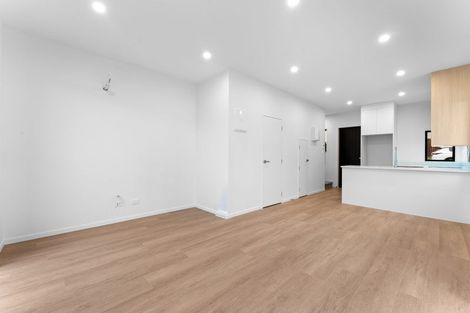 Photo of property in 5/1 Kahikatea Place, Ranui, 0612