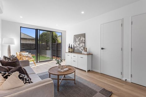 Photo of property in 9/29 Main Road South, Sockburn, Christchurch, 8042