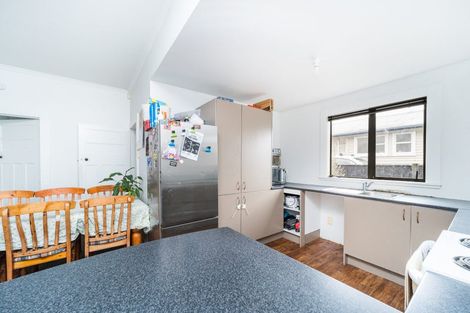 Photo of property in 32 Cambridge Street, Milson, Palmerston North, 4414