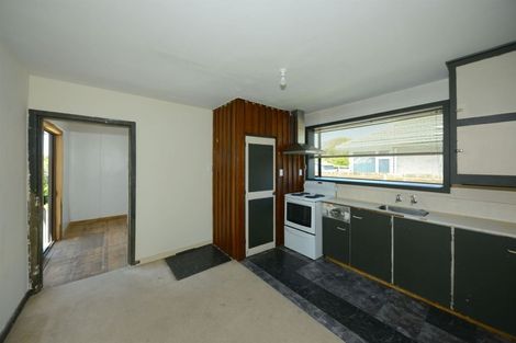 Photo of property in 10 Larch Place, Casebrook, Christchurch, 8051
