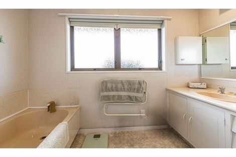 Photo of property in 1 Kinley Street, Rangiora, 7400