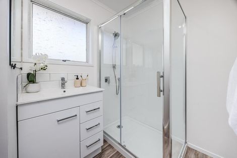 Photo of property in 52 Zelda Avenue, Clover Park, Auckland, 2023
