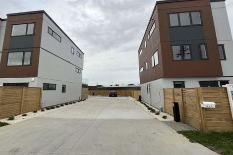 Photo of property in 14/3 Abbotleigh Avenue, Te Atatu Peninsula, Auckland, 0610