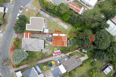 Photo of property in 18 Gibbs Crescent, Wainuiomata, Lower Hutt, 5014