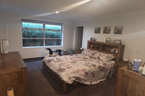 Photo of property in 7 Caterer Lane, Paraparaumu, 5032
