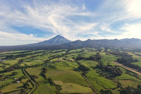 Photo of property in 693 Kent Road, Korito, New Plymouth, 4371