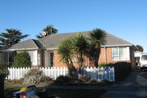 Photo of property in 1 Gregory Avenue, Islington, Christchurch, 8042