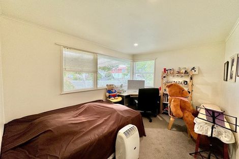 Photo of property in 121 Muir Avenue, Mangere Bridge, Auckland, 2022