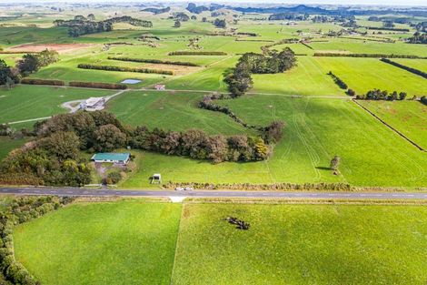 Photo of property in 2133 Wiremu Road, Newall, New Plymouth, 4381