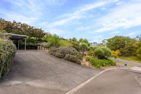 Photo of property in 9 Burbury Ridge, Havelock North, 4130