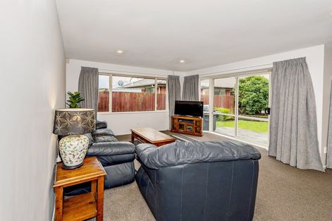 Photo of property in 2/30 Seymour Street, Hornby, Christchurch, 8042
