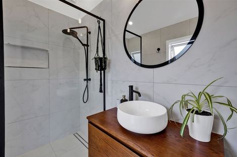 Photo of property in 28 Puriri Street, Hawera, 4610