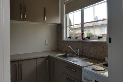 Photo of property in 2/11 Leicester Street, Stoke, Nelson, 7011