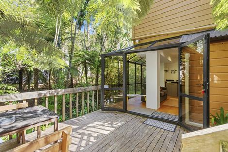 Photo of property in 104 Konini Road, Titirangi, Auckland, 0604