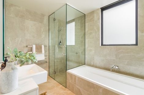 Photo of property in 140b Glandovey Road, Strowan, Christchurch, 8052
