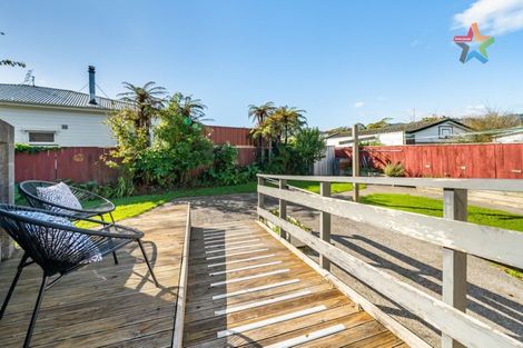 Photo of property in 3 Waddington Drive, Naenae, Lower Hutt, 5011