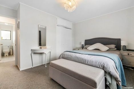 Photo of property in 1/50a Tawa Crescent, Manurewa, Auckland, 2102