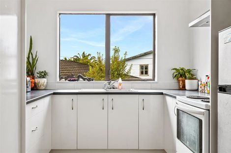 Photo of property in 63c/1 Colwill Road, Massey, Auckland, 0614