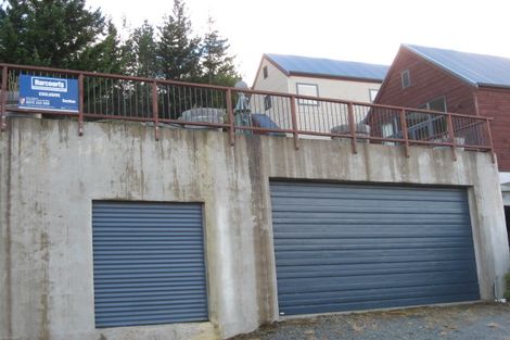Photo of property in 24 Stone Ridge Place, Queenstown, 9300
