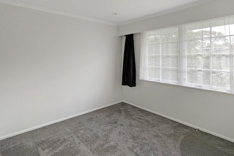 Photo of property in 1 Rakino Place, Awapuni, Palmerston North, 4412
