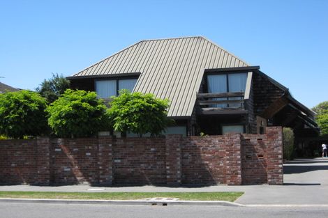 Photo of property in 1/68 Merivale Lane, Merivale, Christchurch, 8014