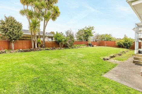 Photo of property in 10 Murray Road, Te Atatu Peninsula, Auckland, 0610